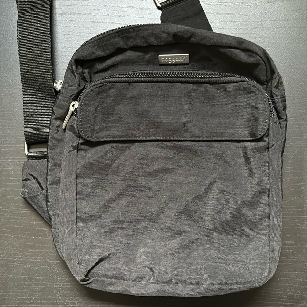 Baggallini Crossbody Bag